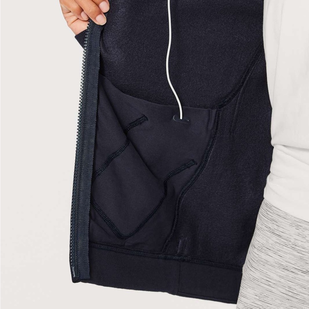 Lululemon Wind Down Jacket - image 8